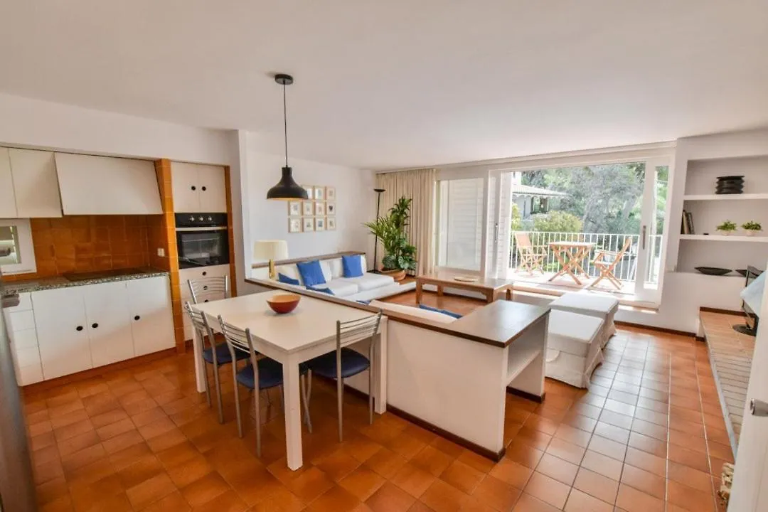 Centric Apartment Cadaques -Private Parking - Ca L'Ella